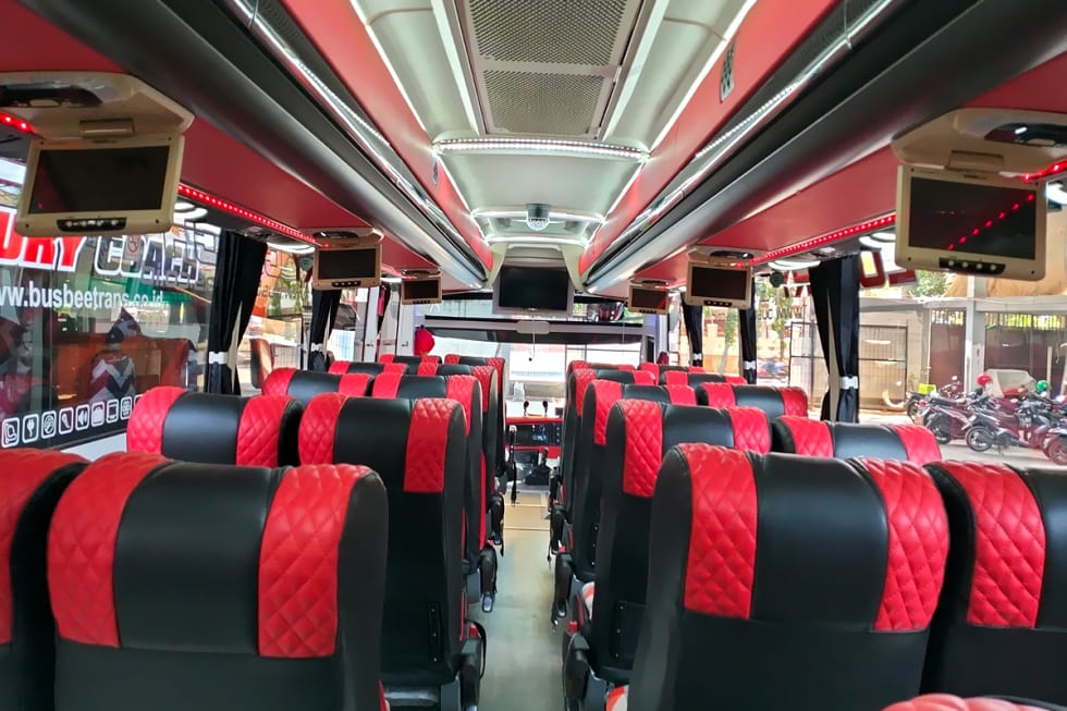 NEW! Medium Bus VIP Legrest - Sewa Bus Pariwisata Beetrans