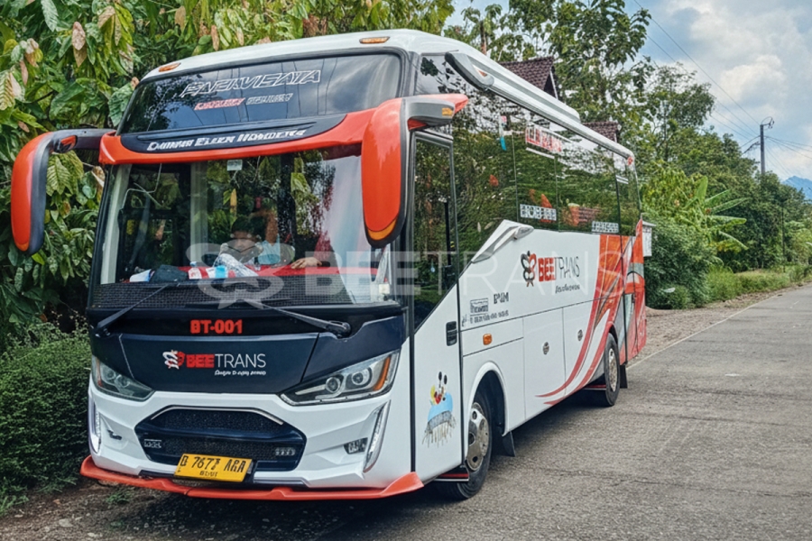 Jelajahi Keindahan Girimanik: Sewa Medium Bus 33 Seats BeeTrans untuk Petualangan ke Wonogiri